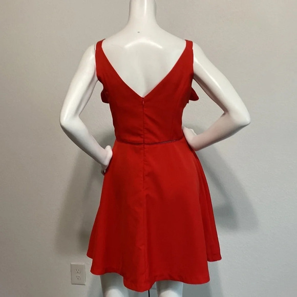 Adelyn Rae Fit & Flare Sleeveless Red Mini Dress Ruffle Size M - Picture 5 of 6